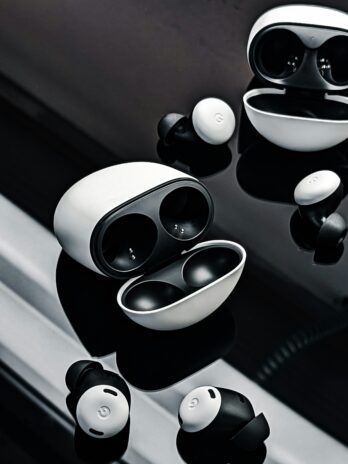 Google pixel buds